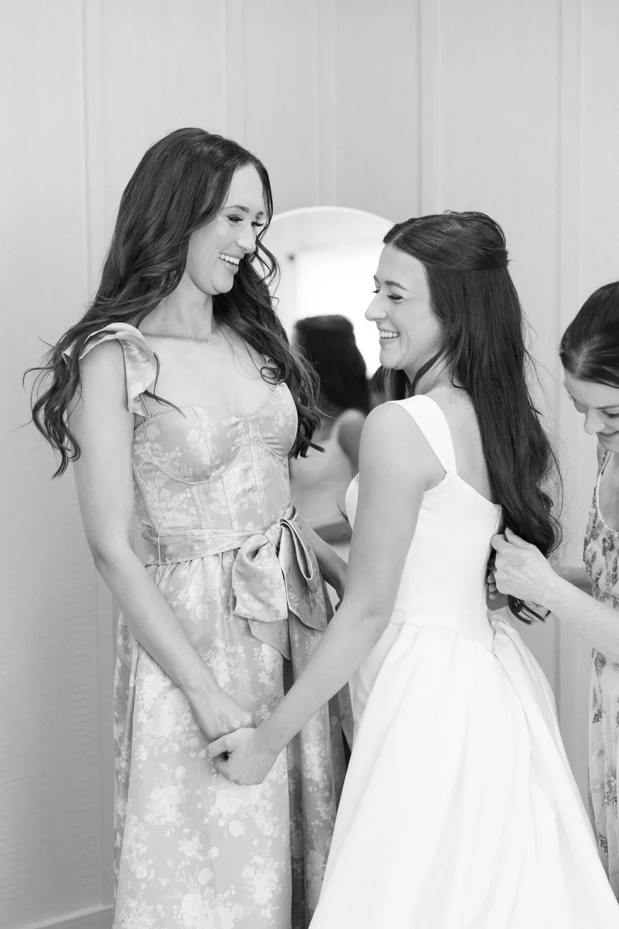 First glimpse in the mirror, bridal suite